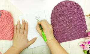 ВЯЗАНАЯ ШАПКА СПИЦАМИ Бини с Жемчужным узором. Вяжем простую шапку спицами