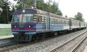Электропоезд ЭР2-1027_1032 на о.п. Ярве _ ER2-1027_1032 EMU at Järve stop