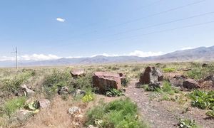 Заброшенный дворец в горах Казахстана. Зачем они это строили