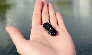 Лучше Whoop 5, Polar Loop и Amazfit Helio Strap? Все о Google Fitbit Air в реальной жизни