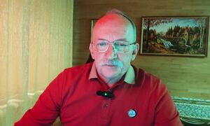С КАЖДЫМ ЧАСОМ НАДЕЖДЫ ВСЁ МЕНЬШЕ
