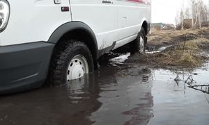 Виталий Орехов: БАТЯ И УАЗ. Ржавая молодость