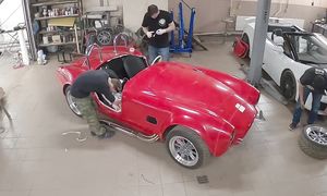 МАШИНАТОРЫ: SHELBY COBRA Ильдара. Борьба с кузовом