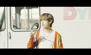 BTS -  Dynamite (клип, 2020)