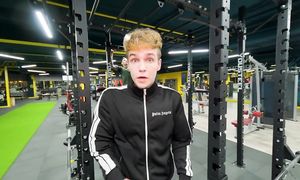 КТО_ПОСЛЕДНИЙ_ПЕРЕСТАНЕТ_РАБОТАТЬ_ПОЛУЧИТ_1000$