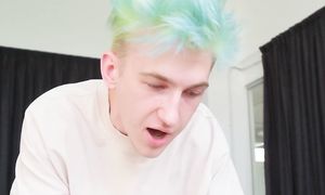 ОРУЖИЕ ЗА 10$ VS 100$ ЧЕЛЛЕНДЖ!