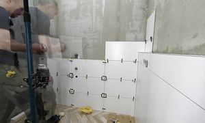 2 недели работы за 30 минут.  Укладка плитки в санузле  #41