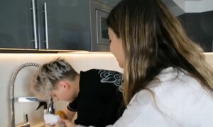 Игнорируем Девушку 24 Часа !