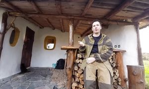 Дом ИЗ ГРЯЗИ  со всеми удобствами! Как построить дом за копейки из природных материалов...