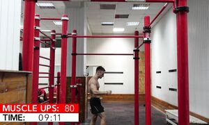 Нарабатываю выносливость в выходах силой