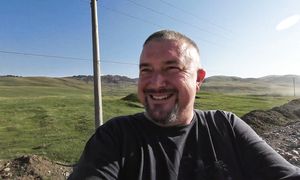 Одна нога в Казахстане, другая в Кыргызстане! #казахстан #vanlife #кыргызстан