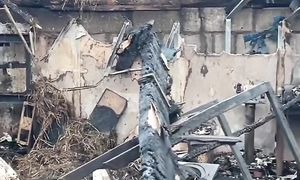 Мастерская сгорела  до тла