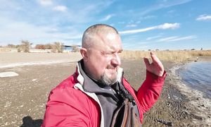 С Пупыркой у Озера Балхаш #vanlife #казахстан