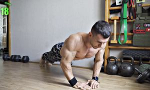 Исправь Грудь за 4 Минуты в День!