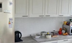 Вот вот ещё одна семья поменяет город на деревню))