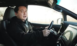 Toyota Alphard — таксисттің түпкі арманы // QAZ Kolesa.kz