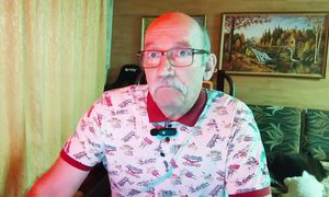 ПОСОЛ США В ЛАТВИИ ЗАГОВОРИЛ ПО - РУССКИ . ОТ МИДа ЛР ТРЕБУЮТ РЕАКЦИИ