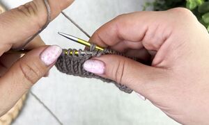 Подсмотрела у ТУРЧАНКИ что то НЕОБЫКНОВЕННОЕ. Увидела и влюбилась сразу. Вязание спицами.