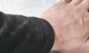 Вместо плитки на полу...