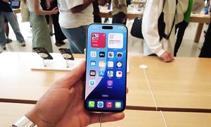 iPhone 17 зае_бал