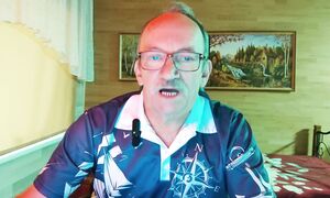 ЖИТЕЛЯМ ЛАТВИИ ОБЕЩАЮТ ВЕРНУТЬ ПО 2000 ЕВРО