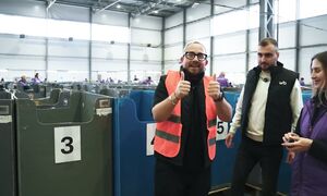 Показываем, какой путь проделывает ваша посылка с Wildberries от заказа до пункта выдачи в ПВЗ