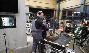 Glue vs Shrink Fit – Which One Is Stronger