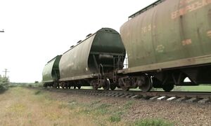 Тепловоз 3ТЭ10М-1103 на перегоне Бессарабка-Абаклия _ 3TE10M-1103 Basarabeasca-Abaklia