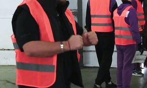 Один день на складе Wildberries. Показываю как работает огромный склад, спрятал доя вас приз!