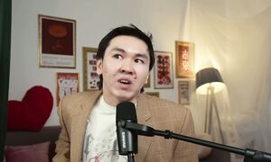 ZEEVIEW драма Бэкхемов, новая сестра Хадид, смерть Валентино Гаравани