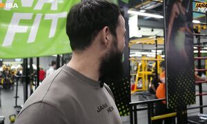 ЛЕЖАТЬ, СПАТЬ ВЫ И ДОМА МОЖЕТЕ  НОВЕНЬКИХ НЕТУ НА ТРЕНИРОВКЕ  СКОРО ВЗВЕШИВАНИЕ  IBA JANAMEN - AITYM ZHAKUPOV  JANAMEN (1080p, h264) (1)