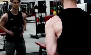 Сделай топовую форму как у Archo Morris!