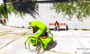 ФРАНКЛИН ЖЫЛАН КӨЛІГІН ҰРЛАП КЕТТІ (GTA V)