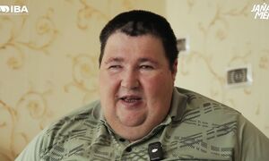 Я НЕ ВИЖУ С РОЖДЕНИЯ  КАК АЙТЫМ ВЗЯЛ ЕГО НА ПРОЕКТ  ВПЕРВЫЕ НА ПРОЕКТЕ  ИВАН ИВАНЫЧ