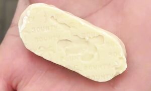 Новый тройной Баунти кокос в клубнике в белом шоколаде за 3,97р в «Алми»