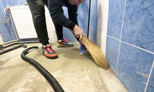 ✅ ЭТО ПРОЩЕ ЧЕМ КАЖЕТСЯ!  УКЛАДКА МОЗАИКИ СВОИМИ РУКАМИ от А до Я  СЛИВ в ПОЛУ
